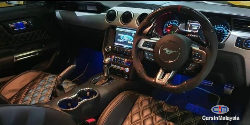 Ford MUSTANG Semi-Automatic 2018 - image 4