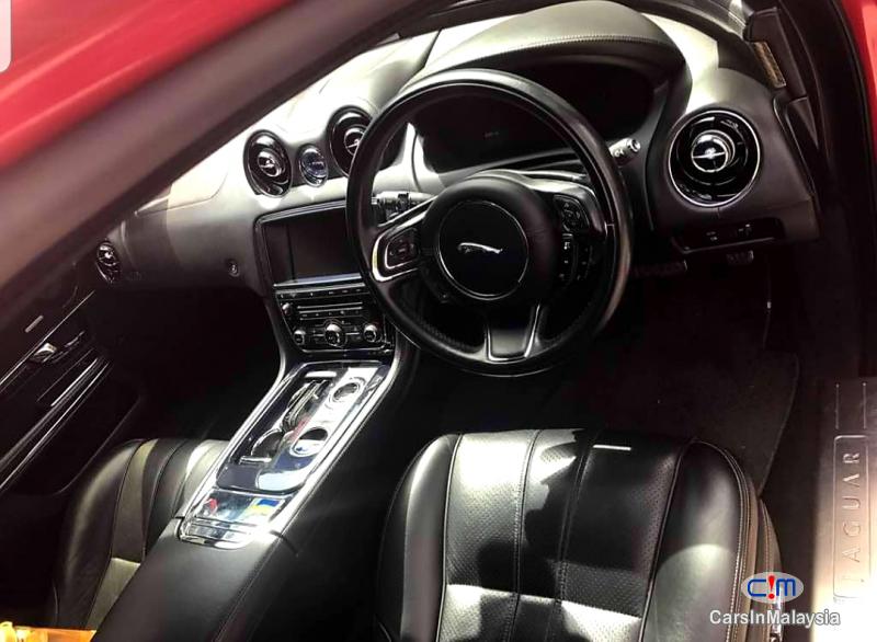 Jaguar XJ 5.0-LITER LUXURY SEDAN SUPER SPORTBACK Automatic 2015 - image 3