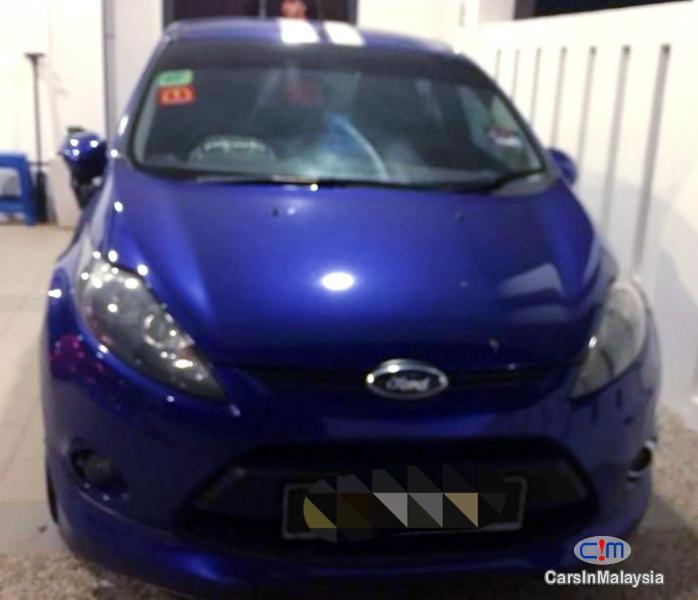 Pictures of Ford Fiesta 1.6-LITER ECONOMY HATCHBACK Automatic 2013