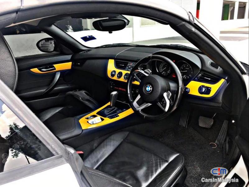 BMW 2.5-LITER COUPE SPORT CAR Automatic 2012 - image 3