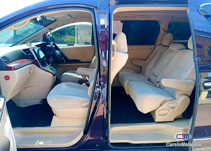 Toyota Vellfire 2.4-LITER LUXURY AUTO MPV 8 SEATER Automatic 2016 in Malaysia - image