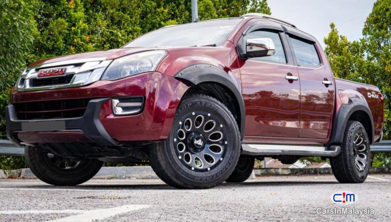 Isuzu D-Max 3.0-LITER DOUBLE CAB DIESEL TURBO22 Automatic 2016 - image 10
