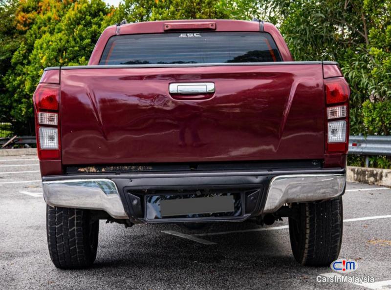 Isuzu D-Max 3.0-LITER DOUBLE CAB DIESEL TURBO22 Automatic 2016 in Malaysia