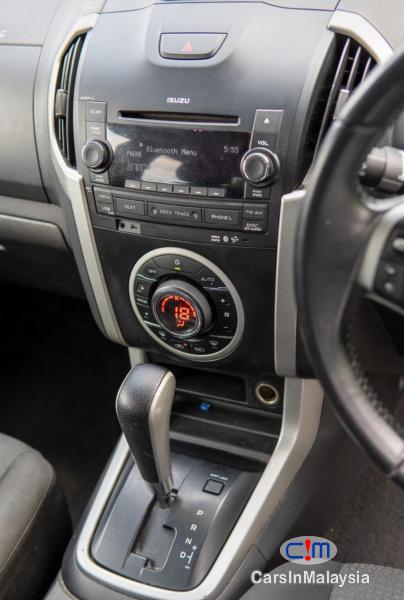 Isuzu D-Max 3.0-LITER DOUBLE CAB DIESEL TURBO22 Automatic 2016 in Malaysia - image