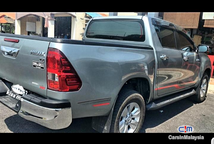 Toyota Hilux REVO 2.4 Manual 2018 - image 2