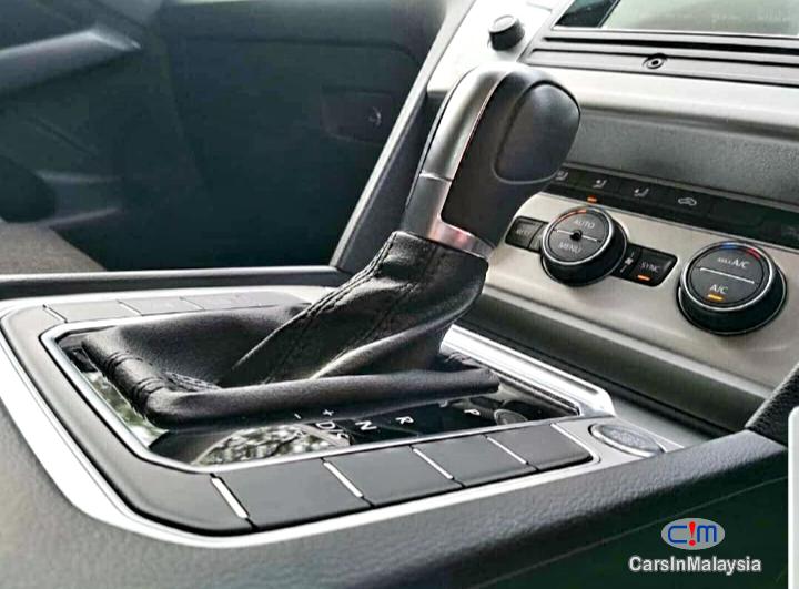 Volkswagen Passat 1800CC 280 TSi TURBO Automatic 2017 - image 12