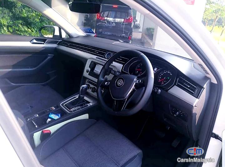 Volkswagen Passat 1800CC 280 TSi TURBO Automatic 2017 - image 8
