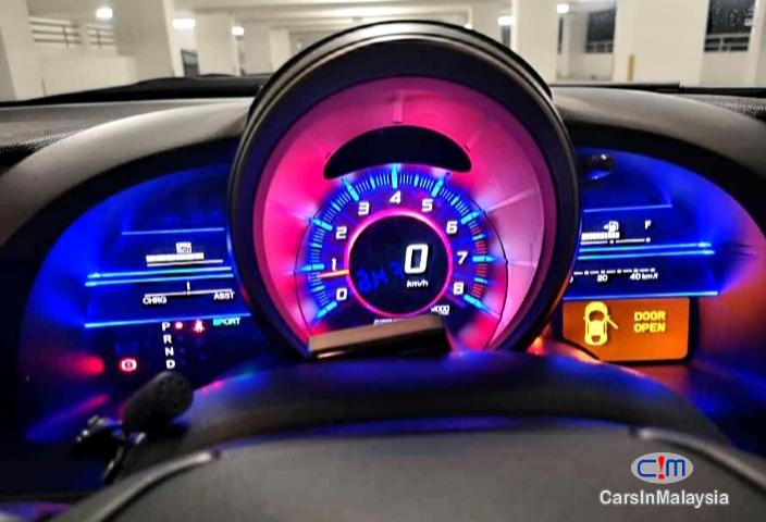 Honda CR-Z Auto 1.5 Liter Hatchback Sport Automatic 2012 in Negeri Sembilan - image