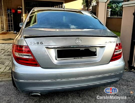 Mercedes Benz C250 CGI 1.8 CGI LUXURY SEDAN TURBO Automatic 2013 - image 2