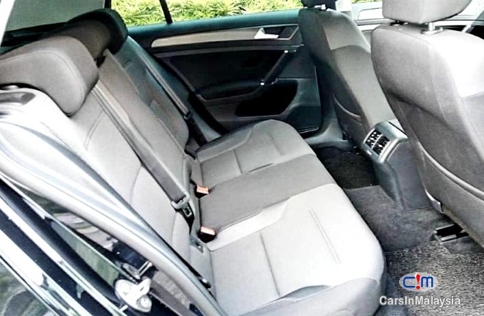 Volkswagen Golf 1.4-LITER TSI TURBO FUEL SAVER N POWERFULL Automatic 2013 - image 10