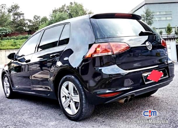 Volkswagen Golf 1.4-LITER TSI TURBO FUEL SAVER N POWERFULL Automatic 2013 - image 4