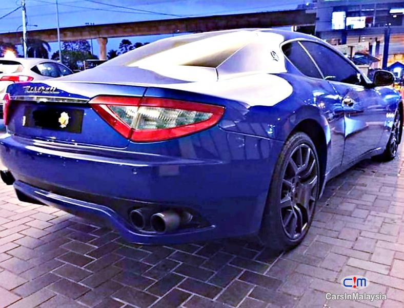 Maserati GranTurismo 4.2-LITER LUXURY SUPER SPORT CAR Automatic 2007