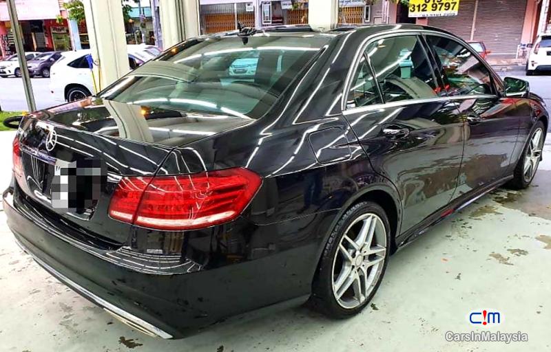 Mercedes Benz E250 2.0-LITER TURBO LUXURY SEDAN Automatic 2014 - image 4