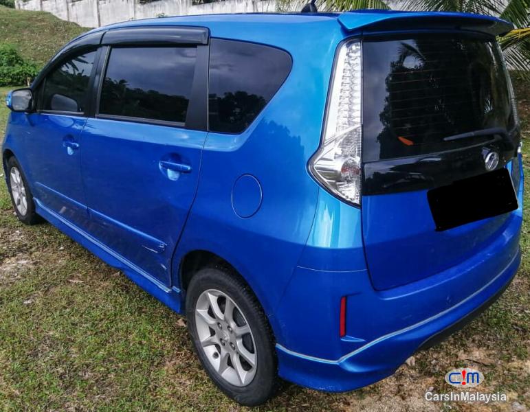 Perodua Alza 1.5-LITER ECONOMY 7 SEATER FAMILY MPV Automatic 2017