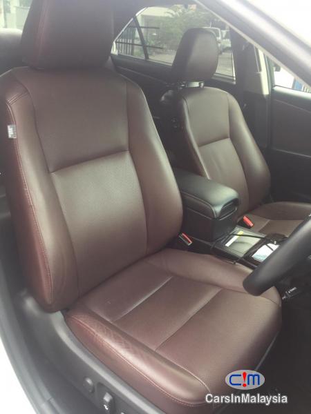 Toyota Camry 2.0-LITER LUXURY SEDAN Automatic 2018 - image 8