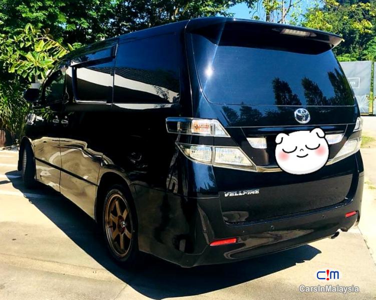 Toyota Vellfire 2 4-LITER LUXURY MPV 7 SEATER Automatic 2016 - image 3