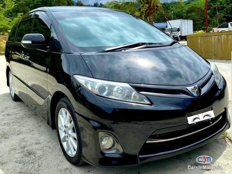 Toyota Estima 2.4-LITER 7 SEATER LUXURY FAMILY MPV Automatic 2015 - image 3