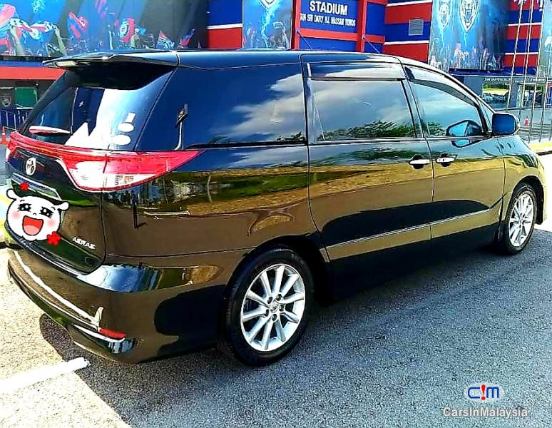 Toyota Estima 2.4-LITER 7 SEATER LUXURY FAMILY MPV Automatic 2015 - image 4