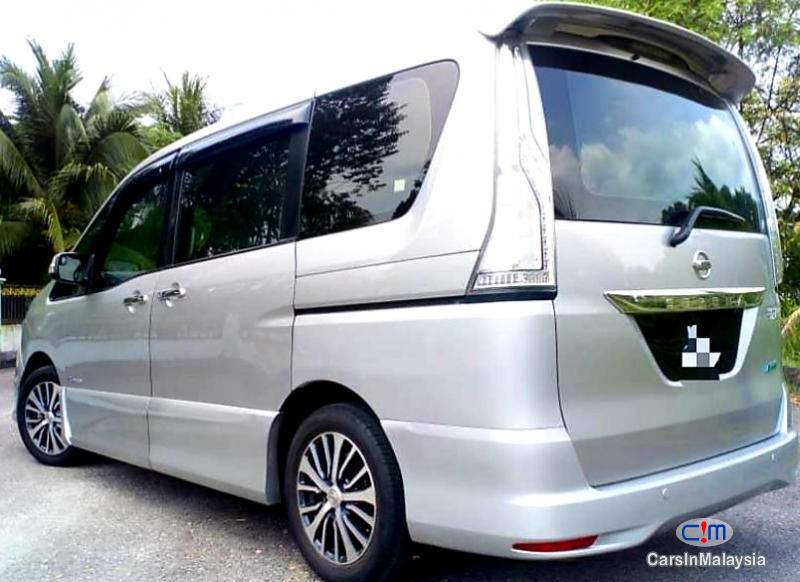 Nissan Serena 2.0-LITER ECONOMIC FAMILY MPV Automatic 2016 - image 4