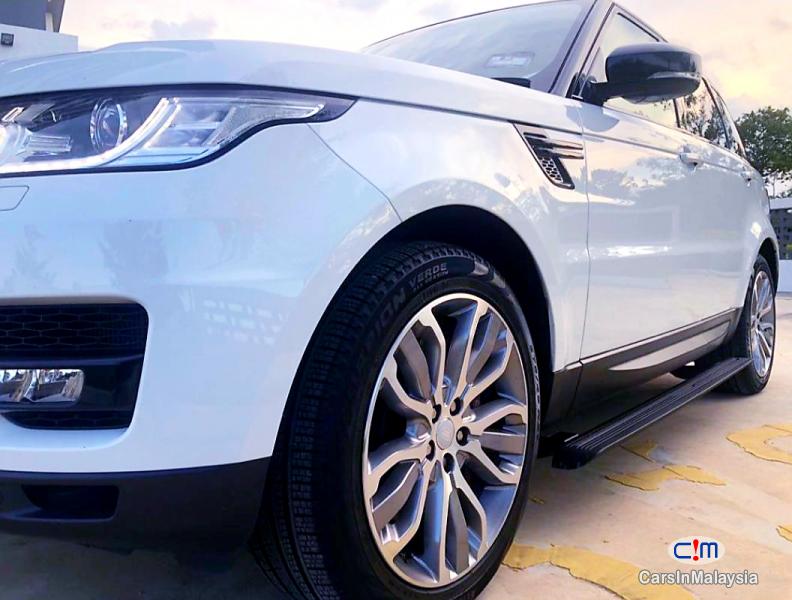 Land Rover Range Rover Sport 3.0-LITER LUXURY SUV DIESEL TWIN TURBO Automatic 2020 in Malaysia - image
