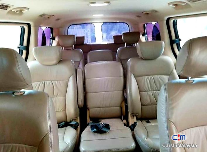 Hyundai Grand Starex 2.5-LITER 11 SEATER FAMILY MPV Automatic 2014 in Kuala Lumpur