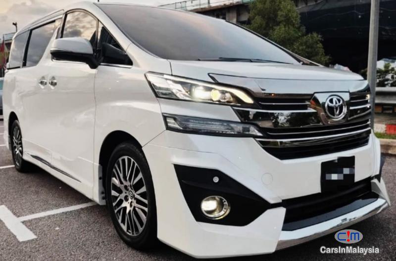 Toyota Vellfire 2.5-LITER LUXURY MPV PILOT SEAT FULLSPEC Automatic 2017