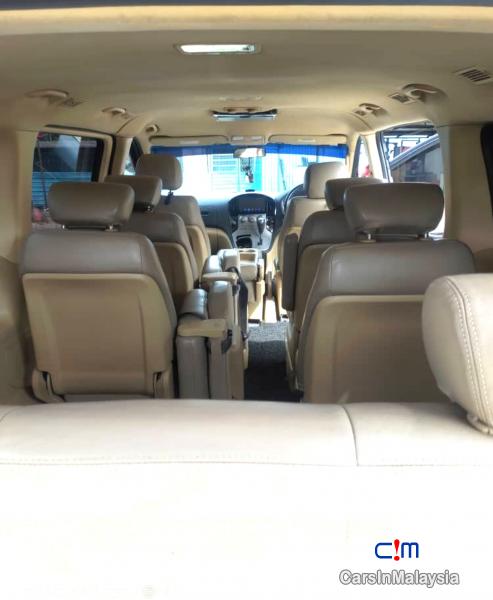 Hyundai Starex 2.0-LITER DIESEL TURBO 11 SEATER FAMILY MPV Automatic 2014 - image 11