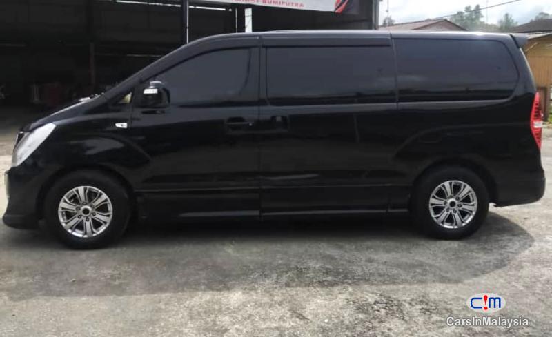 Picture of Hyundai Starex 2.0-LITER DIESEL TURBO 11 SEATER FAMILY MPV Automatic 2014 in Malaysia