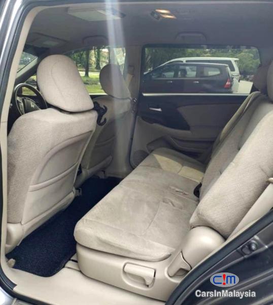 Honda Odyssey 2.4-LITER LUXURY FAMILY MPV Automatic 2012 - image 12