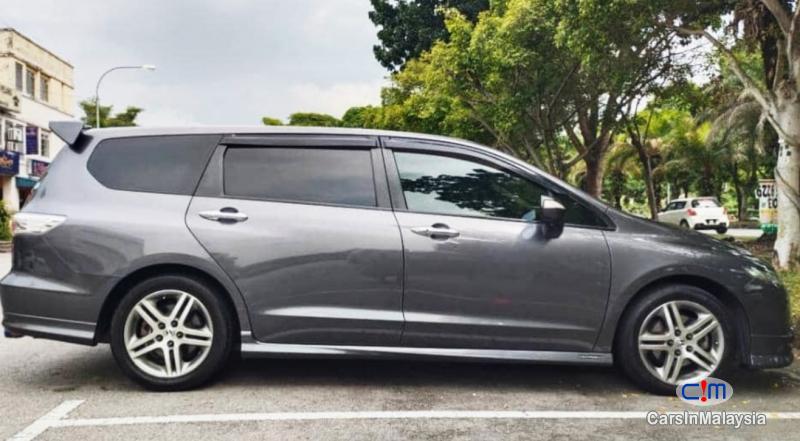 Honda Odyssey 2.4-LITER LUXURY FAMILY MPV Automatic 2012 - image 14