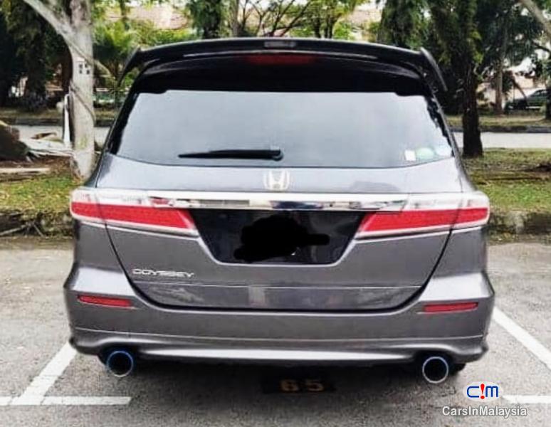 Honda Odyssey 2.4-LITER LUXURY FAMILY MPV Automatic 2012 in Malaysia