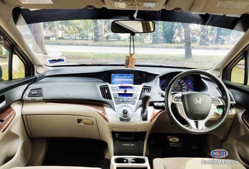 Honda Odyssey 2.4-LITER LUXURY FAMILY MPV Automatic 2012 in Selangor - image