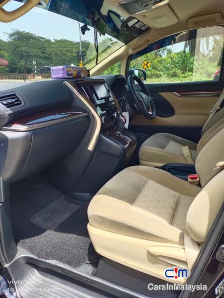 Toyota Vellfire 2.5-LITER LUXURY 7 SEATER FAMILY MPV Automatic 2020 - image 9