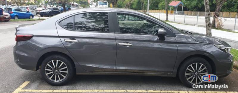 Honda City 1.5-LITER NEW MODEL AUTO SEDAN Automatic 2020 - image 13