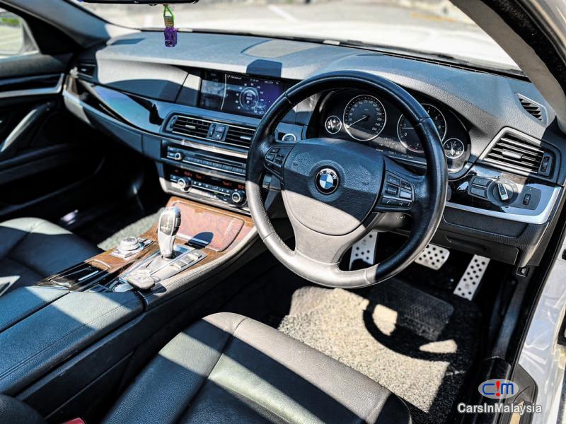 BMW 5 Series 3.0-LITER LUXURY LEMOUSINE FULLSPEC Automatic 2011 - image 12