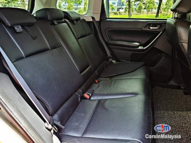 Subaru Forester 2.0-LITER FAMILY SUV KERETA SAMBUNG BAYAR Automatic 2018 - image 7