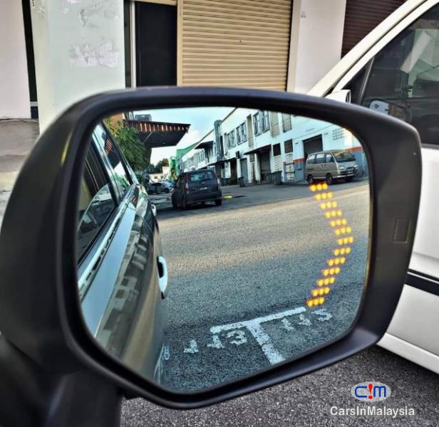 Subaru Forester 2.0-LITER FAMILY SUV KERETA SAMBUNG BAYAR Automatic 2018 - image 9