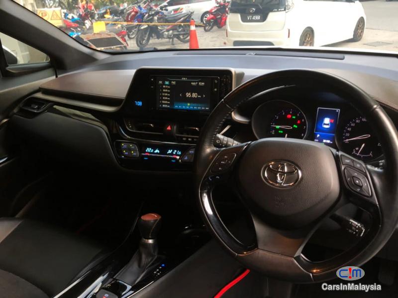 Toyota 1.8-LITER SPORTS SUV KERETA SAMBUNG BAYAR Automatic 2018 - image 7