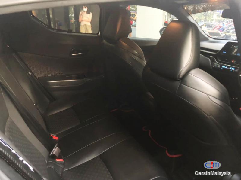 Toyota 1.8-LITER SPORTS SUV KERETA SAMBUNG BAYAR Automatic 2018 - image 9