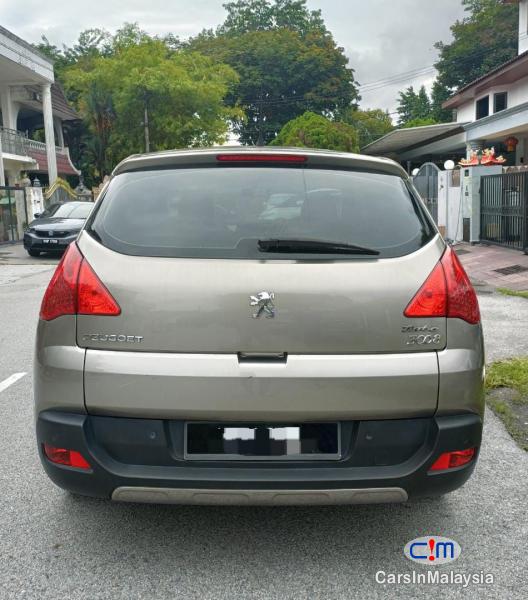 Peugeot 3008 1.6-LITER COMFORT FAMILY SUV Automatic 2011 in Malaysia