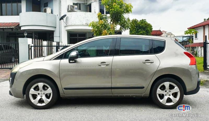 Peugeot 3008 1.6-LITER COMFORT FAMILY SUV Automatic 2011 in Malaysia - image