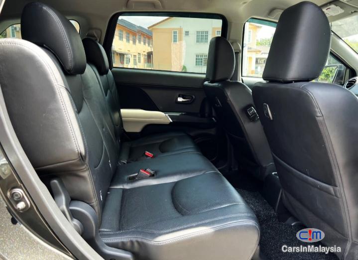 Toyota Rush 1.5-LITER FAMILY SUV 7 SEATERS Automatic 2020 in Melaka - image