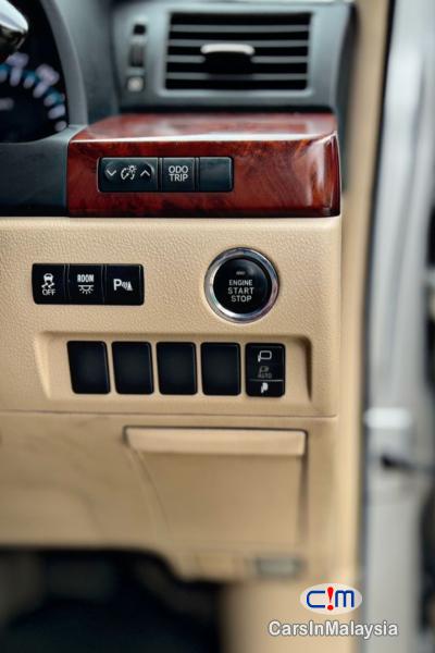 Toyota Vellfire 2.4-LITER 7 SEATERS FAMILY MPV Automatic 2013 in Malaysia - image