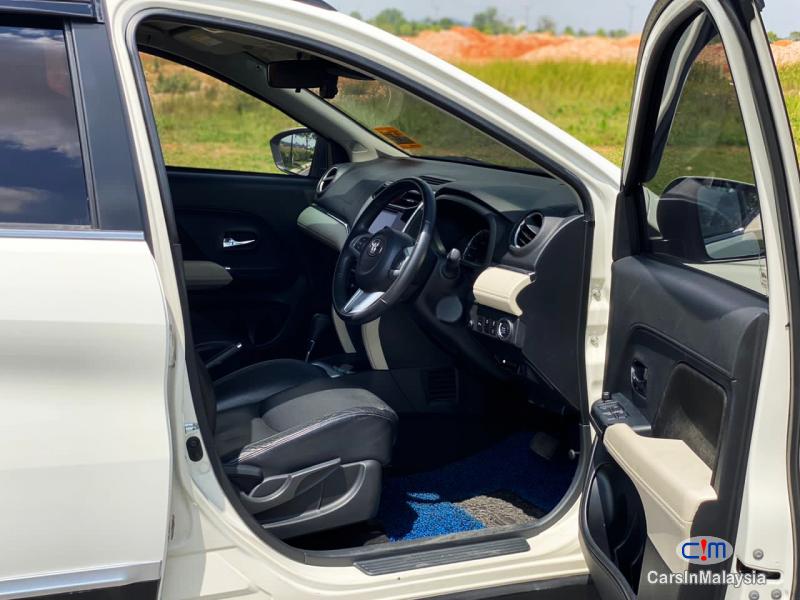 Toyota Rush 1.5-LITER ECONOMIC FAMILY SUV Automatic 2019 - image 11