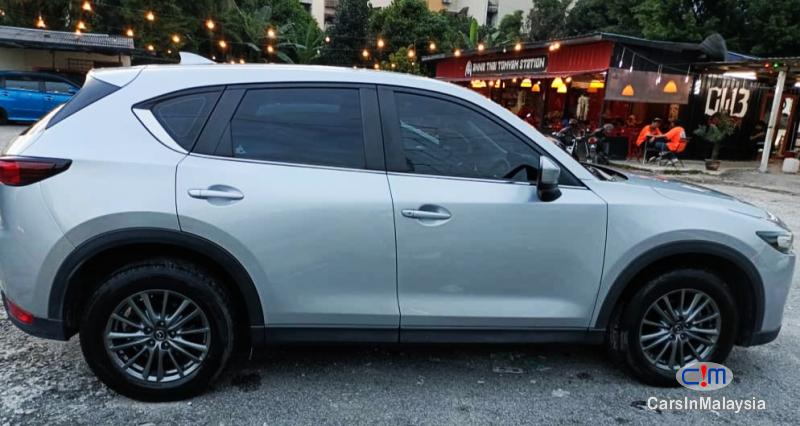 Mazda CX-5 2.0-LITER LUXURY SPORTS SUV Automatic 2018 - image 8