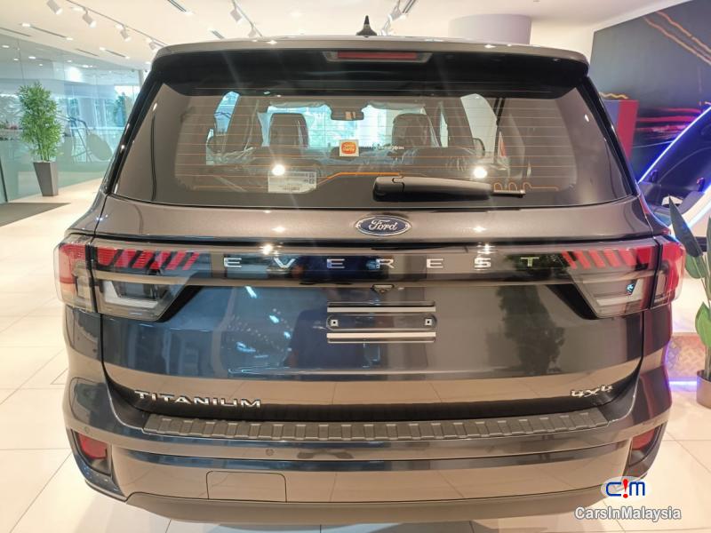 Ford Everest Automatic 2024 - image 7