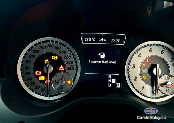 Mercedes Benz A180 16-LITER HATCHBACK LUXURY TURBO Automatic 2014 in Kuala Lumpur