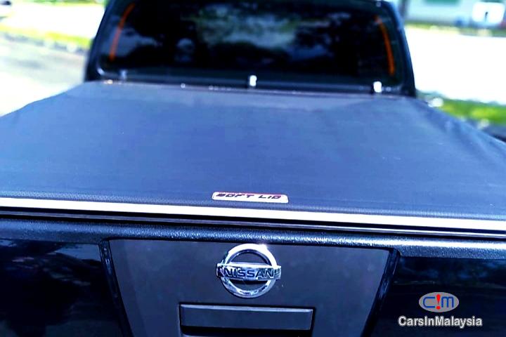 Nissan Navara 2.5-LITER DISEL TURBO 4X4 6 SPEED Manual 2013 - image 10