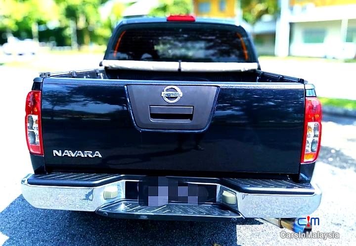 Nissan Navara 2.5-LITER DISEL TURBO 4X4 6 SPEED Manual 2013 - image 2