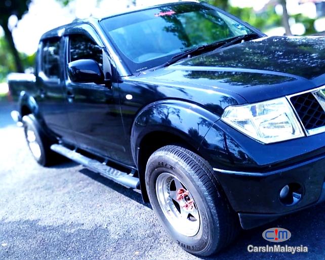 Nissan Navara 2.5-LITER DISEL TURBO 4X4 6 SPEED Manual 2013 - image 3